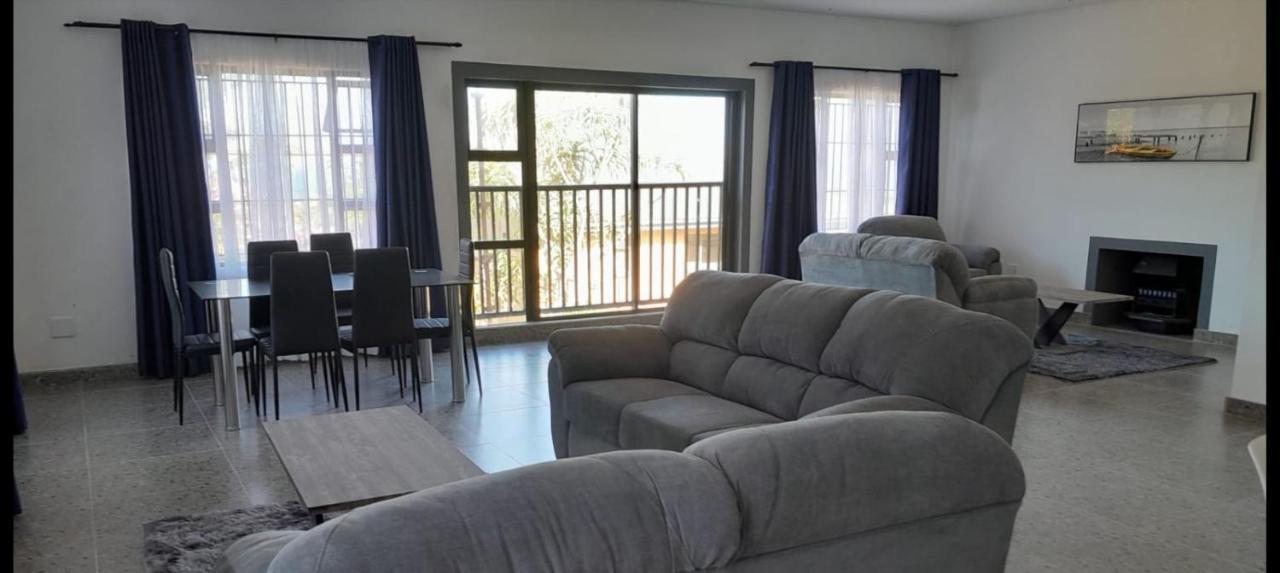 The Wishing Well Guest House Self-Catering Port Edward Extérieur photo