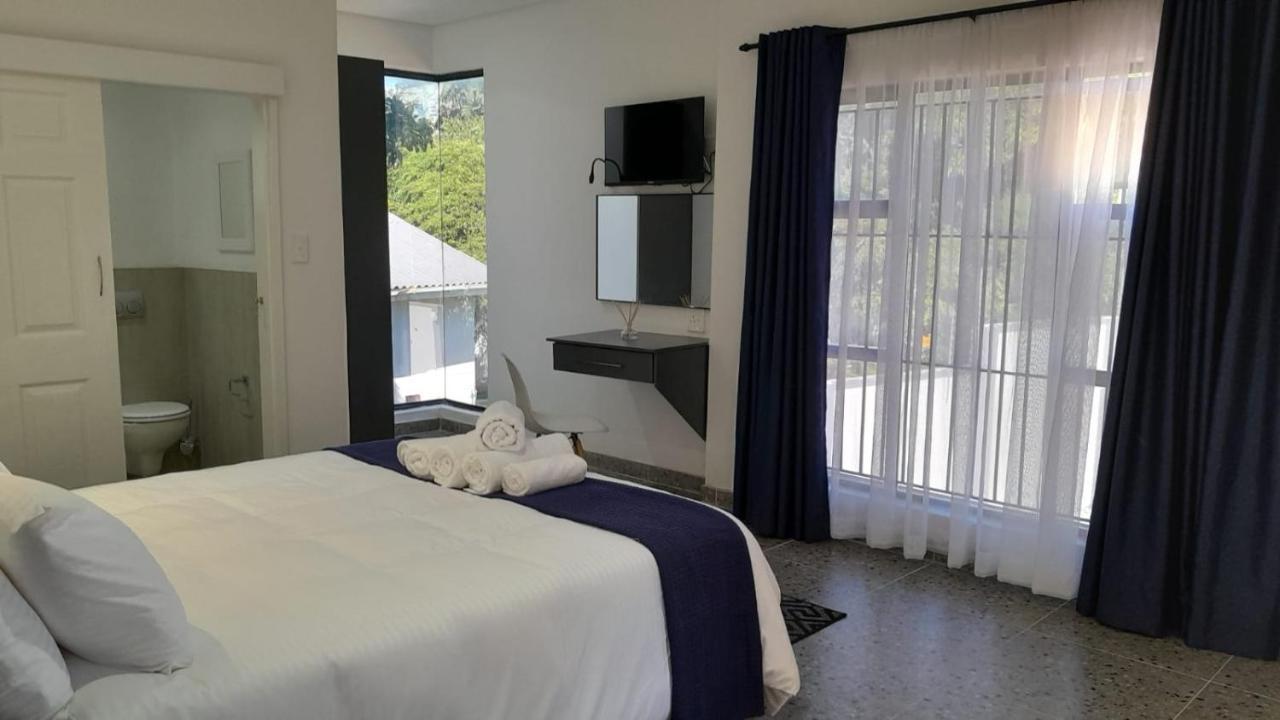 The Wishing Well Guest House Self-Catering Port Edward Extérieur photo